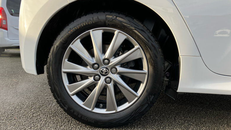 Toyota Yaris 1.5 Hybrid Icon 5dr CVT Hybrid Hatchback